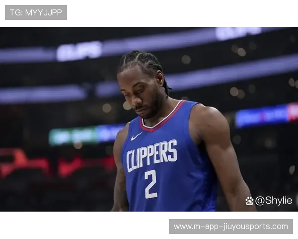 伦纳德康复前景堪忧,手术或难避免 伦纳德康复前景堪忧,手术或难避免