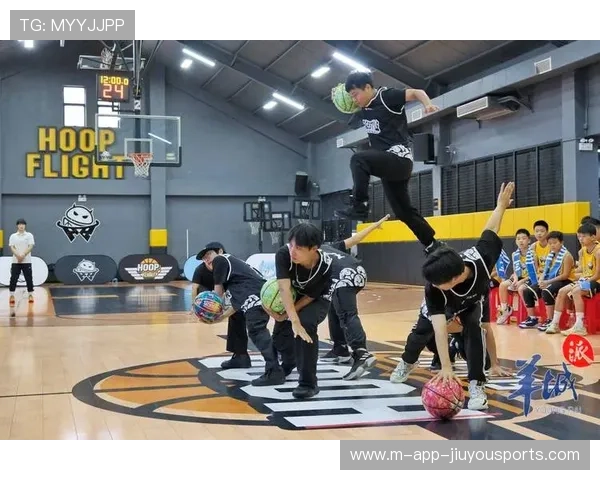 青少年篮球营首次实现线上线下混合教学模式,篮球青少年训练营 青少年篮球营首次实现线上线下混合教学模式,篮球青少年训练营